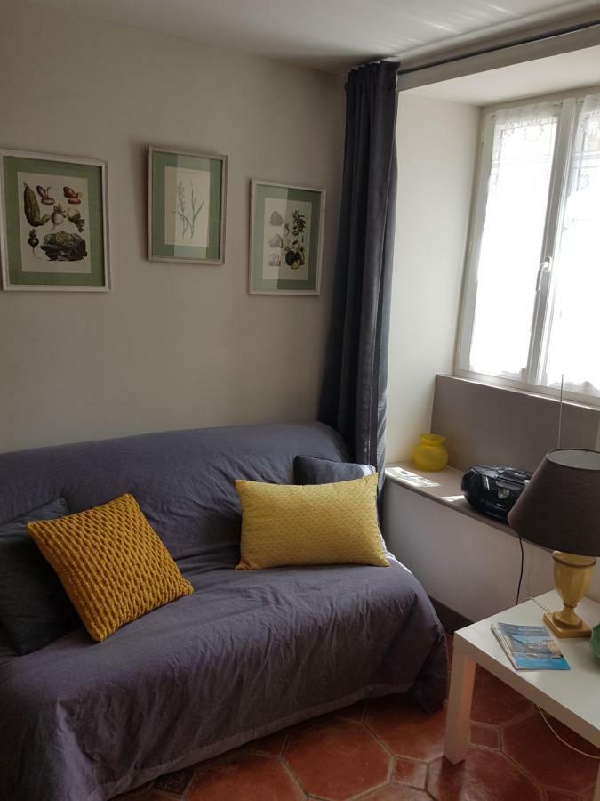 Gite Du Jardin Des Sources Vaux-sur-Seulles Esterno foto